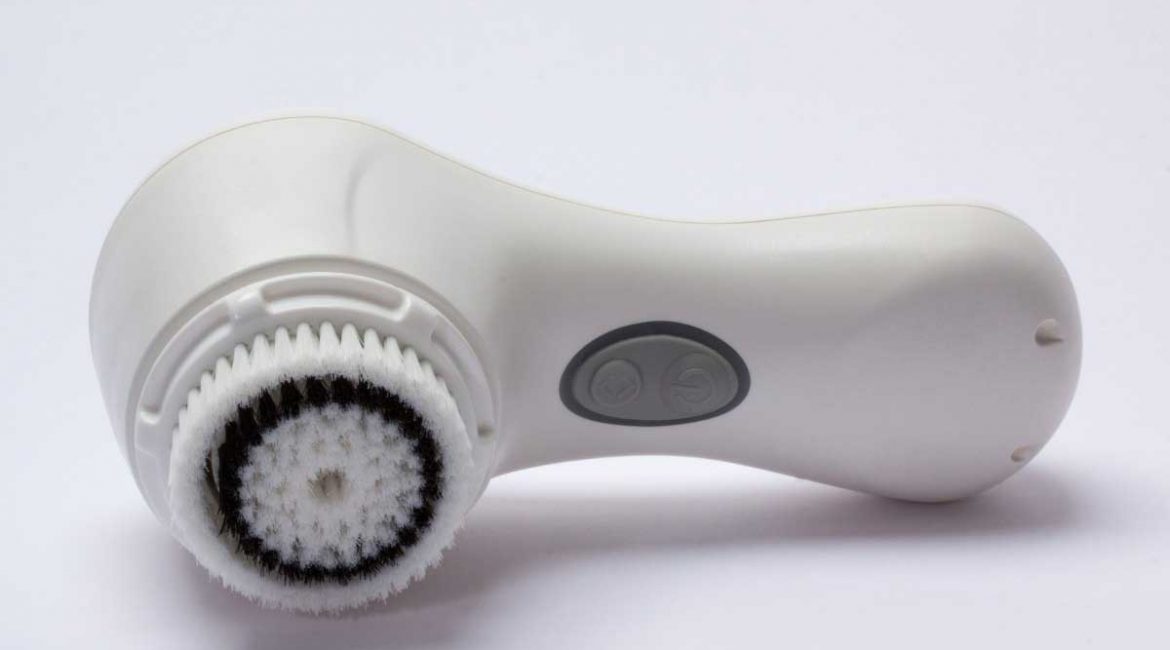 Get a young and radiant face with an electric facial brush Fashion Advice